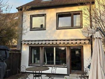 Gepflegtes Reihenmittelhaus in bester Wohnlage im Süden von Nürnberg