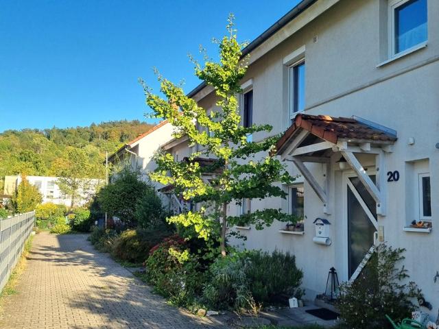 Gepflegtes Reihenmittelhaus in familienfreundlicher Lage