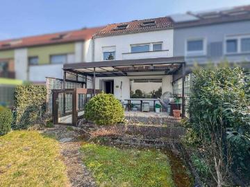 Gepflegtes Reihenmittelhaus mit Garten in ruhiger Lage von Nürnberg Laufamholz