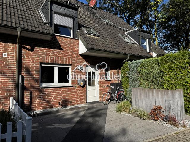 Gepflegtes Reihenmittelhaus mit Westgarten, Garage und Photovoltaik