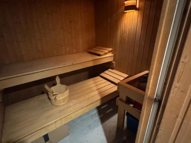 Gepflegtes Reihenmittelhaus mit Wintergarten, Sauna und schönem Garten in ruhiger Wohnlage