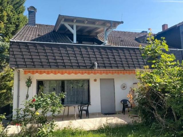 Gepflegtes Reihenendhaus mit großem Wohn Esszimmer & Südterrasse
