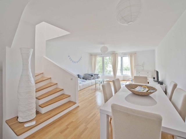 Gepflegtes Reihenhaus in Grünlage 5 Zimmer mit Pkw Stellplatz und kleinem Garten