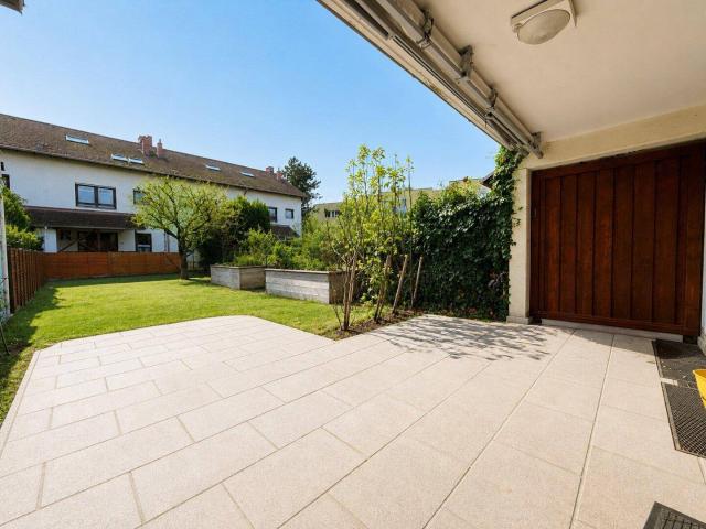 Reihenhaus in gepflegtem Zustand mit Gestaltungsmöglichkeiten: 5 Zimmer, Garten, Balkon Ihr neuer Wohntraum!