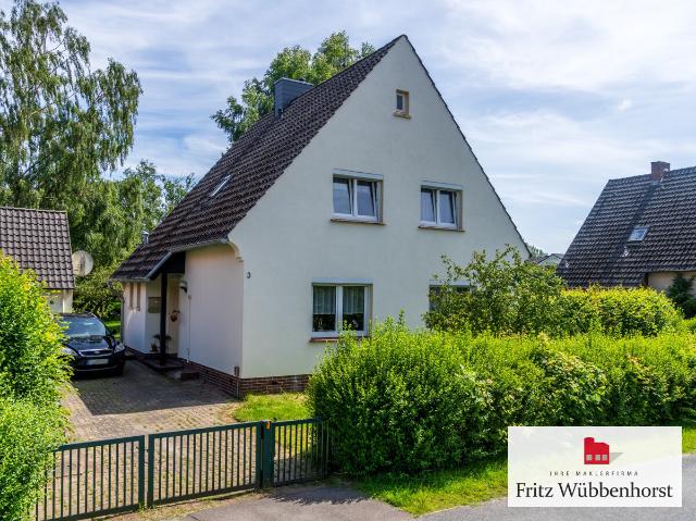 Gepflegtes, teilmodernisiertes Einfamilienhaus auf großem Grundstück in Kreyenbrück