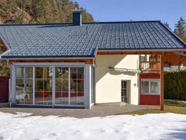 Gepflegtes Wohnhaus mit Einliegerwohnung in Naturlage