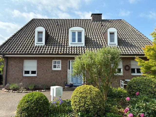 Gepflegtes Zweifamilianhaus in ruhiger Lage in Bremervörde