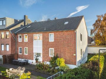 Gepflegtes Zweifamilienhaus in Münsterbusch