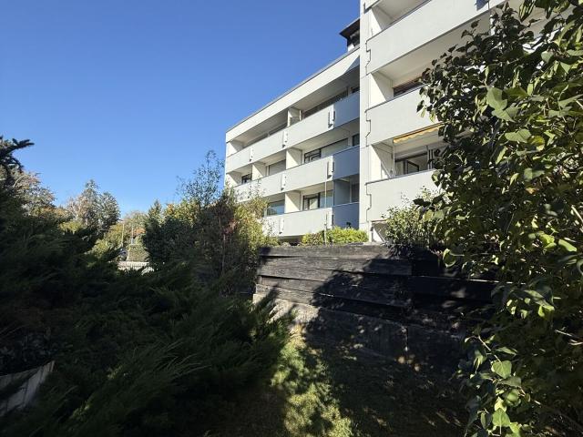 Gepflegtes 1 Zi. Apartment mit Einbauküche und Südbalkon