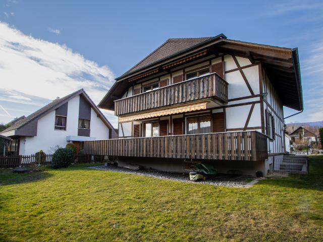 Gepflegtes 4.5 Zimmer Einfamilienhaus mit grosszügigem Umschwung