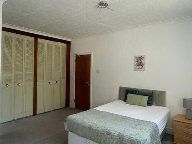 Gervis Road, Bournemouth BH1 6 bed house of multiple occupation to rent £850 pcm £196 pw
