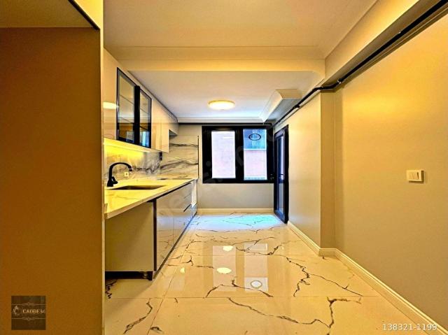 GERÇEK FİYAT DOĞRU DAİRE YERDEN ISITMA ASANSÖR BÖLGE EMSALİNİN ALTINDA ASANSÖRLÜ 2+1 ARAKAT