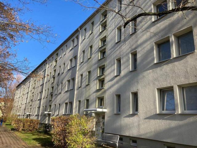 GerÃ¤umige Familien oder WG Wohnung mit Balkon in Zwickau, Marienthal