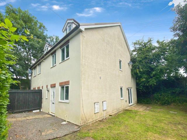 Ger Y Bont, Litchard, Bridgend, CF31 1HZ 3 bed house to rent £950 pcm £219 pw