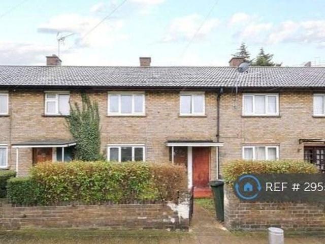 Gerald Road, London, E16 3 bed terraced house to rent £2,600 pcm £600 pw