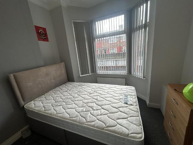 Gerald Road, Salford M6 1 bed in a house share to rent £600 pcm £138 pw