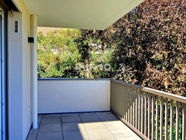 Geräumig hell modern ruhig: 4 Zimmer Wohnung mit großem Balkon provisionsfrei!