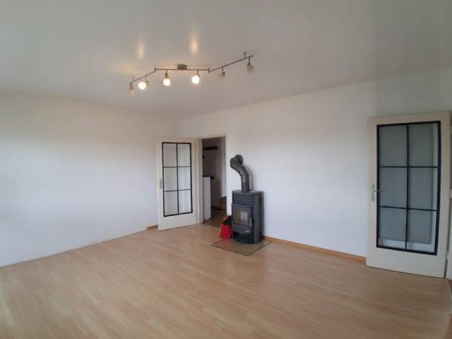 Geräumige 3,5 Zimmer Wohnung mit Balkon und Garten in Allentsteig