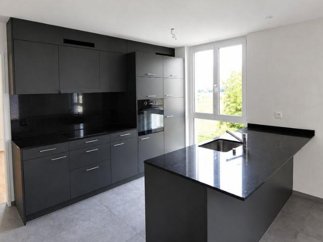 Geräumige 3.5 Zimmer Wohnung im Grünen, 8416 Flaach
