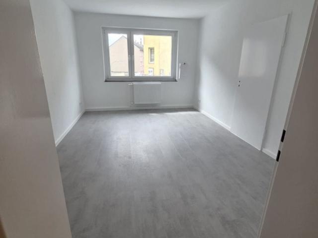 Geräumige 3 Zimmerwohnung mit Einbauküche und Balkon in Horn