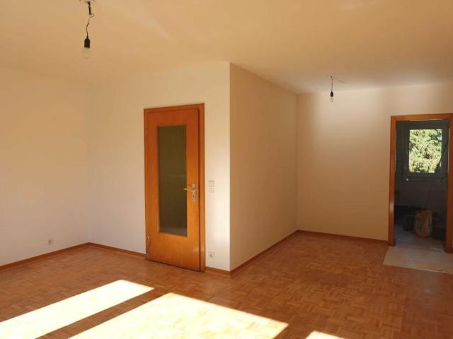 Geräumige 3 Zimmerwohnung im schönen Bergisch Neukirchen!