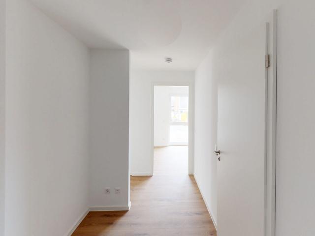 Geräumige 3 Zimmer Neubauwohnung mit EBK und Balkon