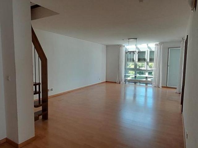geräumige 3 Zimmer Wohnung von Privat, provisionsfrei