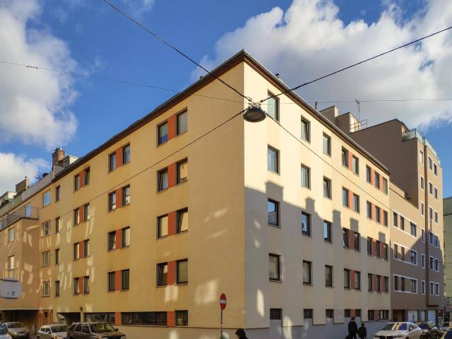 Geräumige 3 Zimmer Wohnung im 4.OG