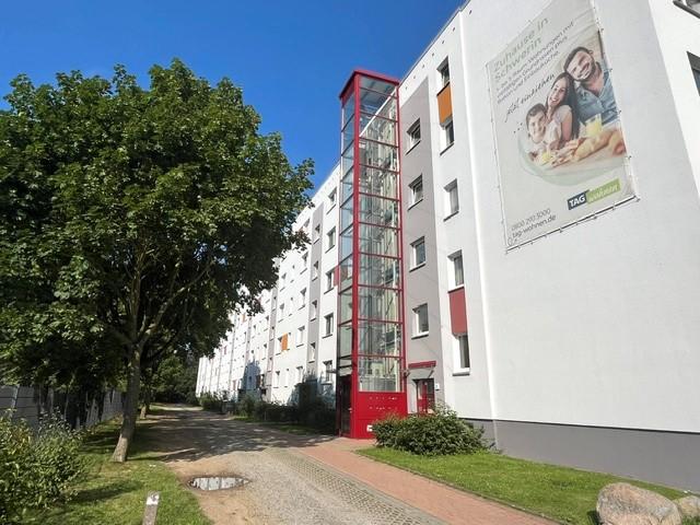 Geräumige 3 Zimmer Wohnung mit Aufzug!