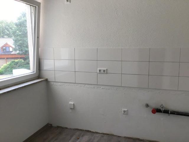 Geräumige 3 Zimmer Wohnung mit Balkon in grüner Lage