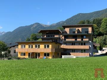 Geräumige 3 Zimmer Wohnung mit Balkon in sonniger Lage und Blick auf den Thiersee