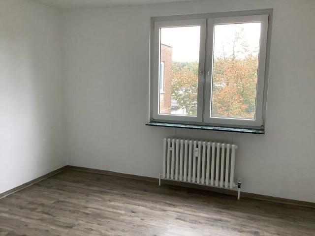 Geräumige 3 Zimmer Wohnung mit Balkon