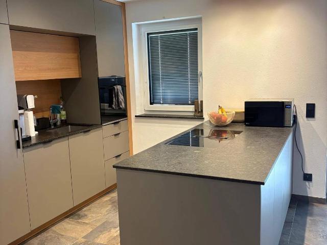 Geräumige 3 Zimmer Wohnung mit Garten Provisionsfrei
