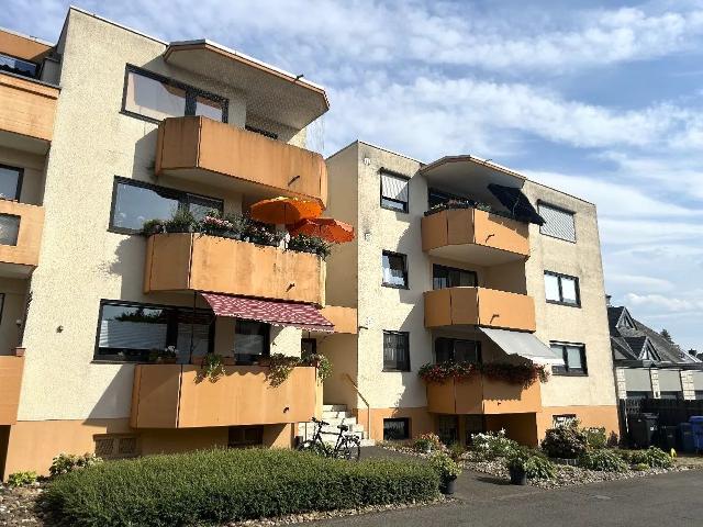 Geräumige 3 Zimmer Wohnung mit Einbauküche und Westbalkon in Leverkusen Opladen!