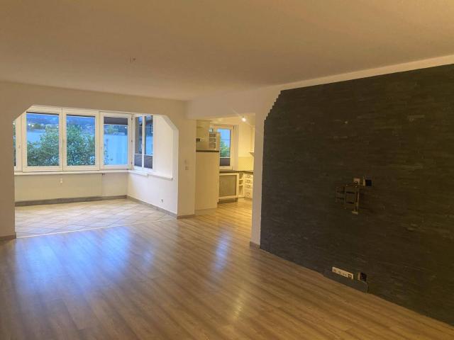 „Geräumige 3 Zimmer Wohnung mit Kaiserblick, Tiefgarage & 17 m² Kellerabteil – Kössen“