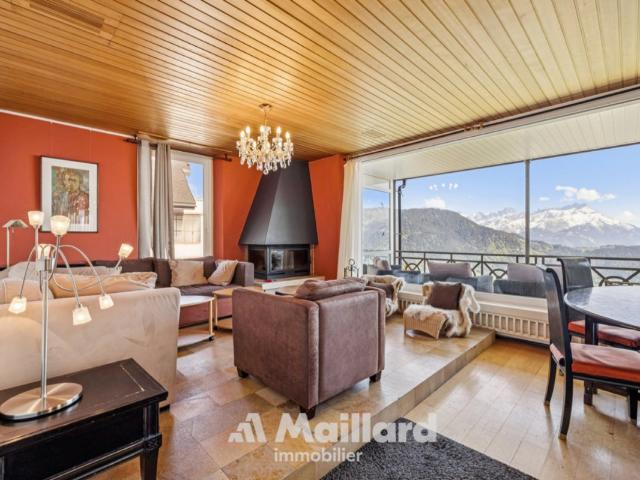 Geräumige 2,5 Zimmer Wohnung mit majestätischer Aussicht!