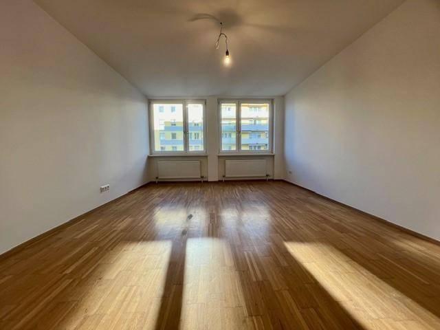 Geräumige 2,5 Zimmer Wohnung zu verkaufen