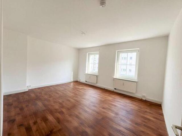 Geräumige 2 Zimmerwohnung im Grünen