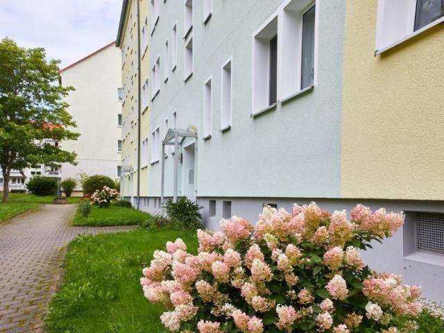 geräumige 2 Zimmerwohnung im 3. OG mit Balkon