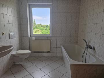 Geräumige 2 Zimmer Wohnung mit Balkon