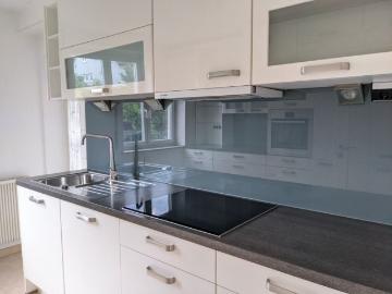 Geräumige 2 Zimmer Wohnung mit Einbauküche in Wandsbek