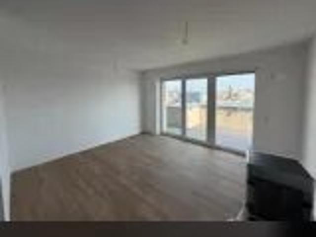 Geräumige 2 Raum Wohnung mit Sonnenbalkon und Einbauküche Erstbezug WE63
