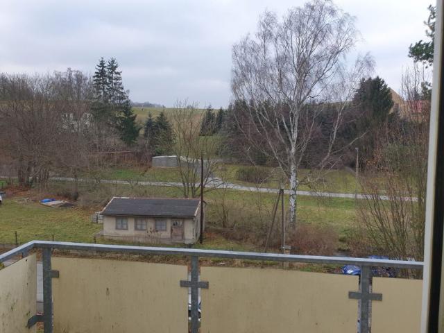 geräumige 2 Raumwohnung mit Balkon in Bernstadt auf dem Eigen!