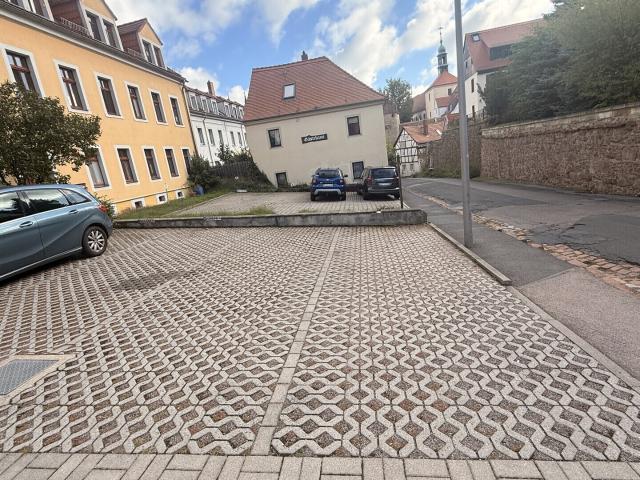 Geräumige 2 Raumwohnung mit Balkon und Blick auf die Meißner Albrechtsburg