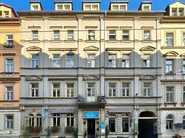 Geräumige 2 Raumwohnung mit Balkon und gutem Entwicklungspotential!