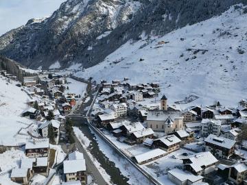 Geräumige 4.5 Zi Ferienwohnung in Vals