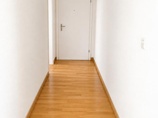 Geräumige 4.5 Zimmer Wohnung mit grossen Balkon