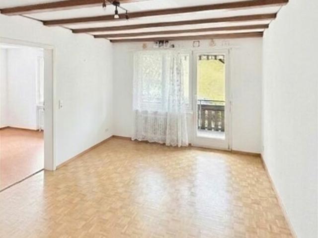 Geräumige 4.5 Zimmer Wohnung an zentraler Lage