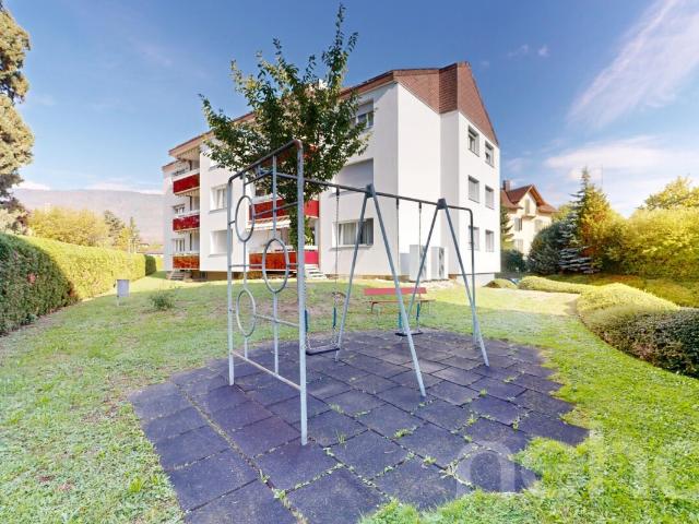 Geräumige 4,5 Zimmer Wohnung in Marin mit großem Balkon