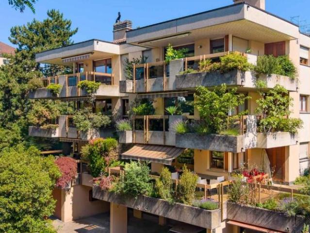 Geräumige 4.5 Zimmer Wohnung in privilegierter Umgebung